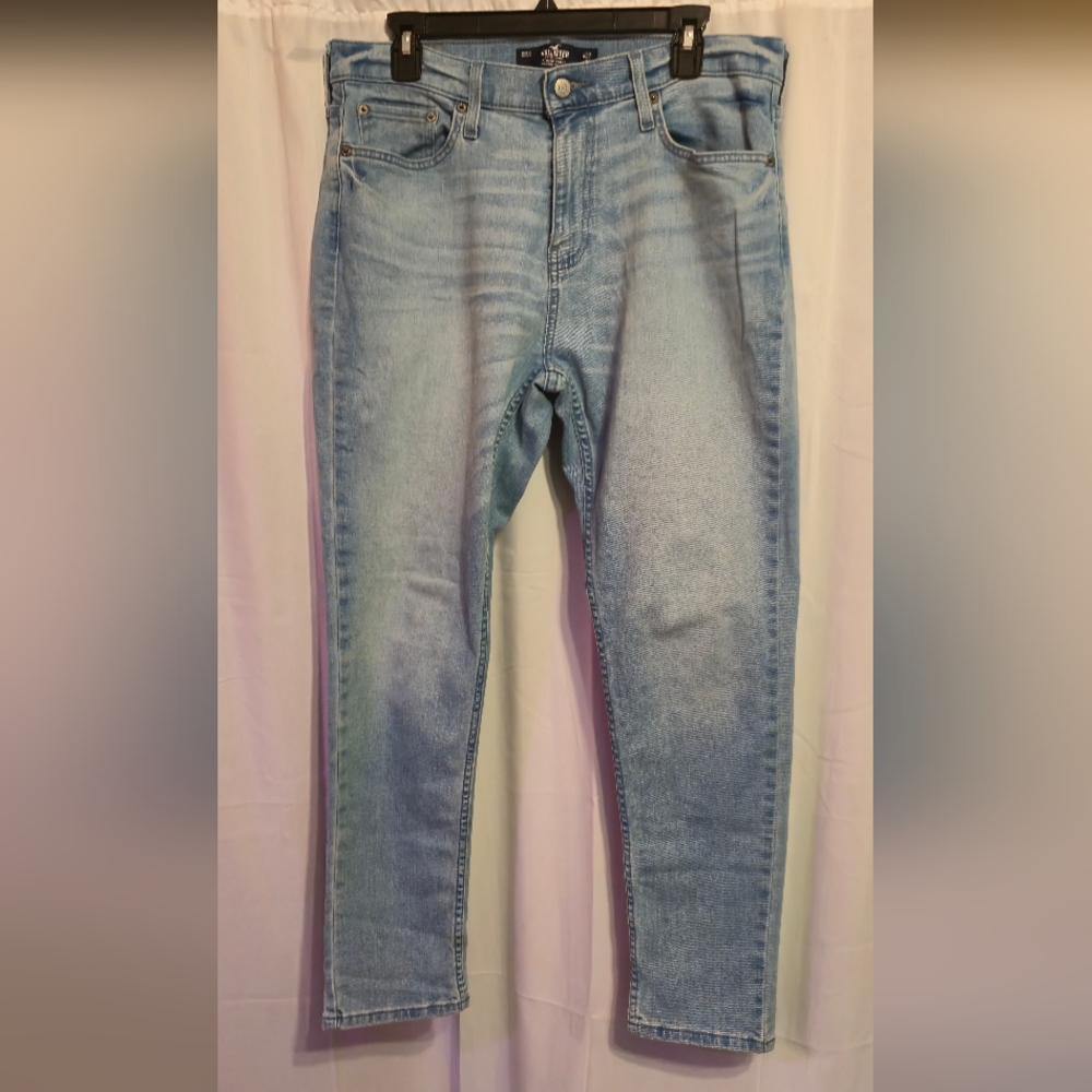 Men's Hollister Light Wash Epic Flex Athletic Skinny Jeans 32x30